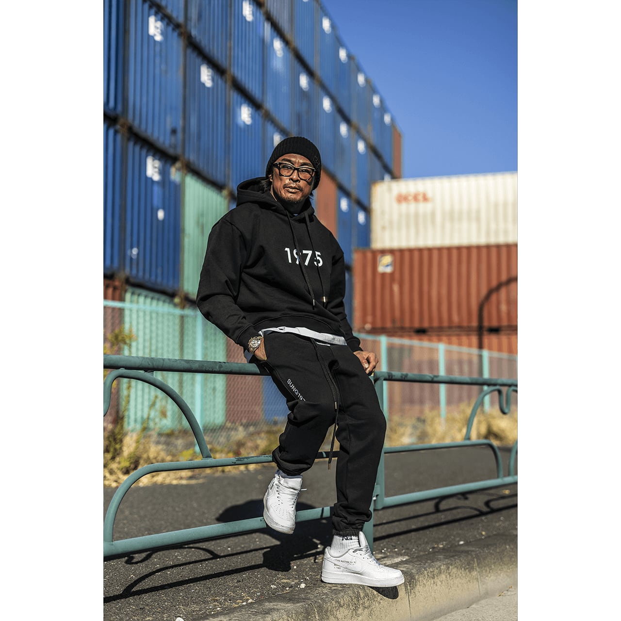 FRONT 1975 SWEAT HOODIE