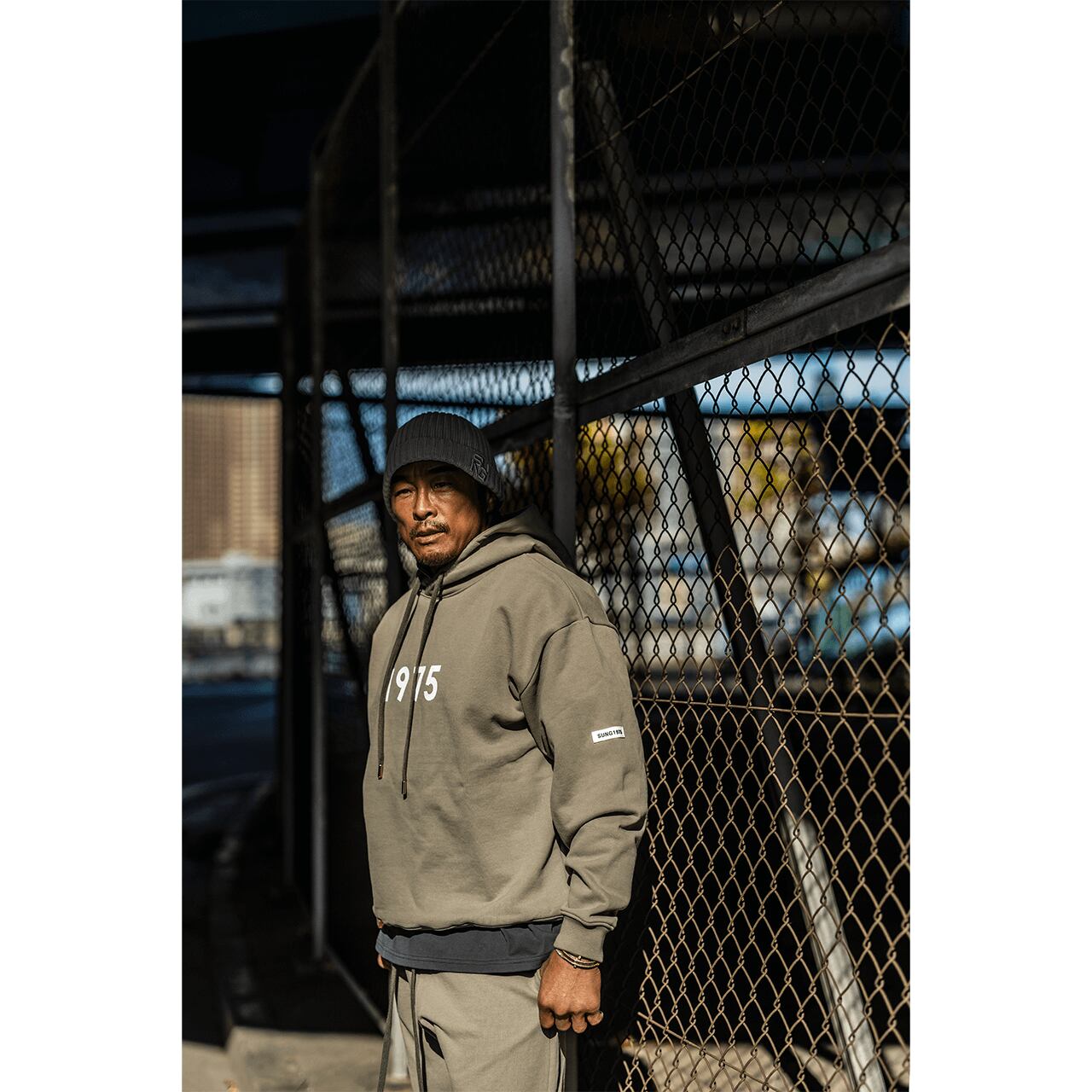 FRONT 1975 SWEAT HOODIE