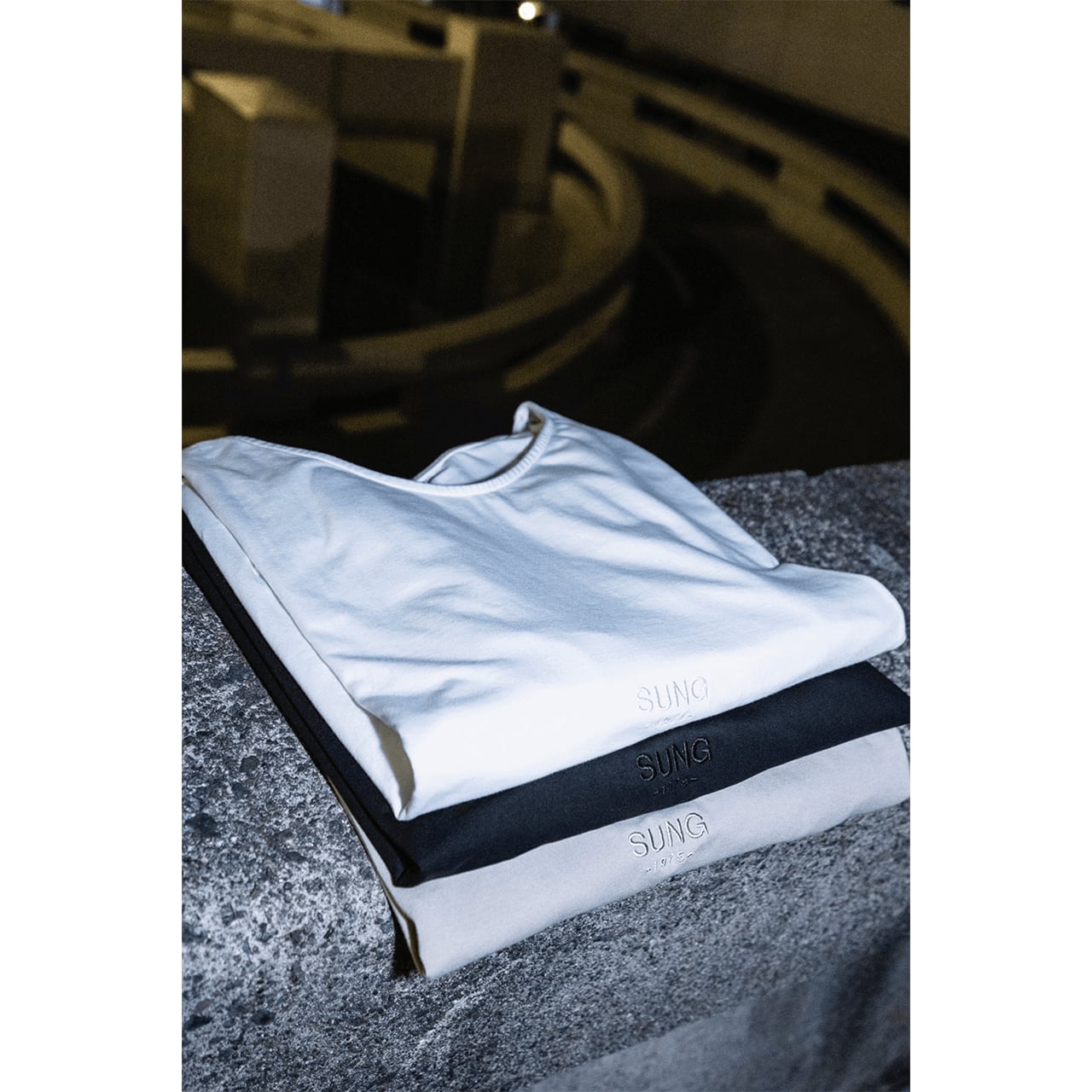 SIGNATURE LOGO LONG TSHIRT