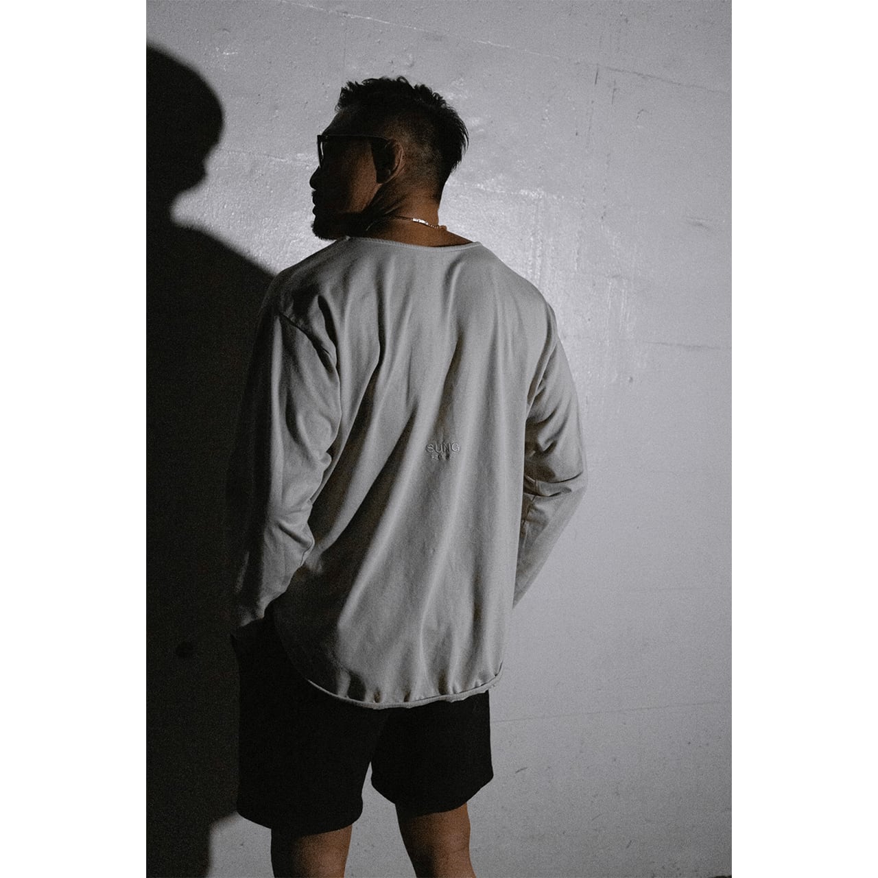 SIGNATURE LOGO LONG TSHIRT