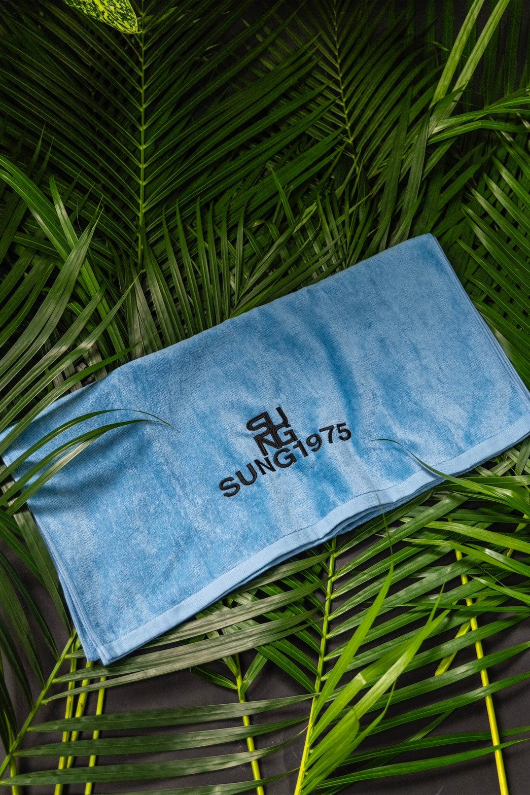 SUNG LOGO TOWEL