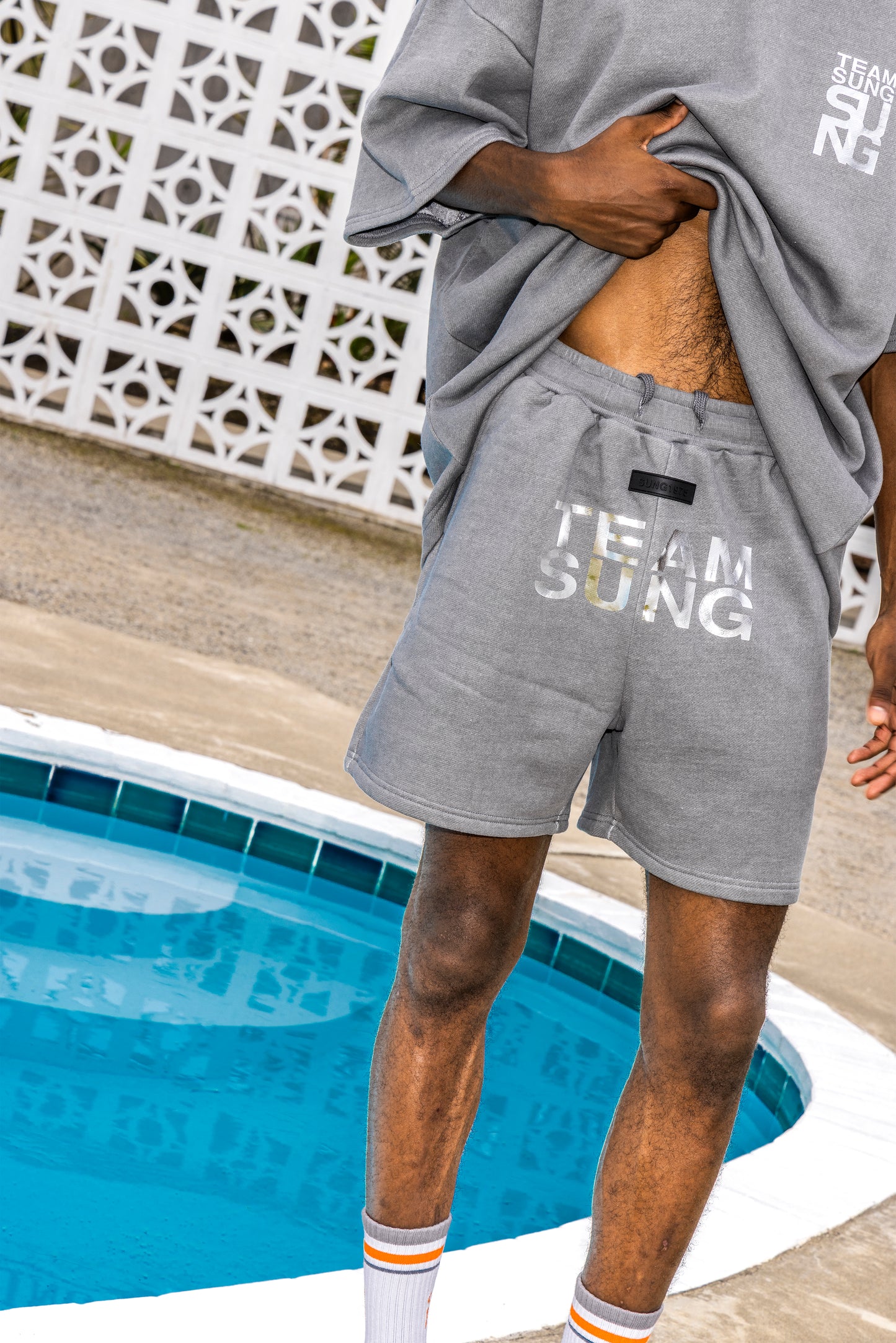 SILVER MARK FADED TEAM SHORTS