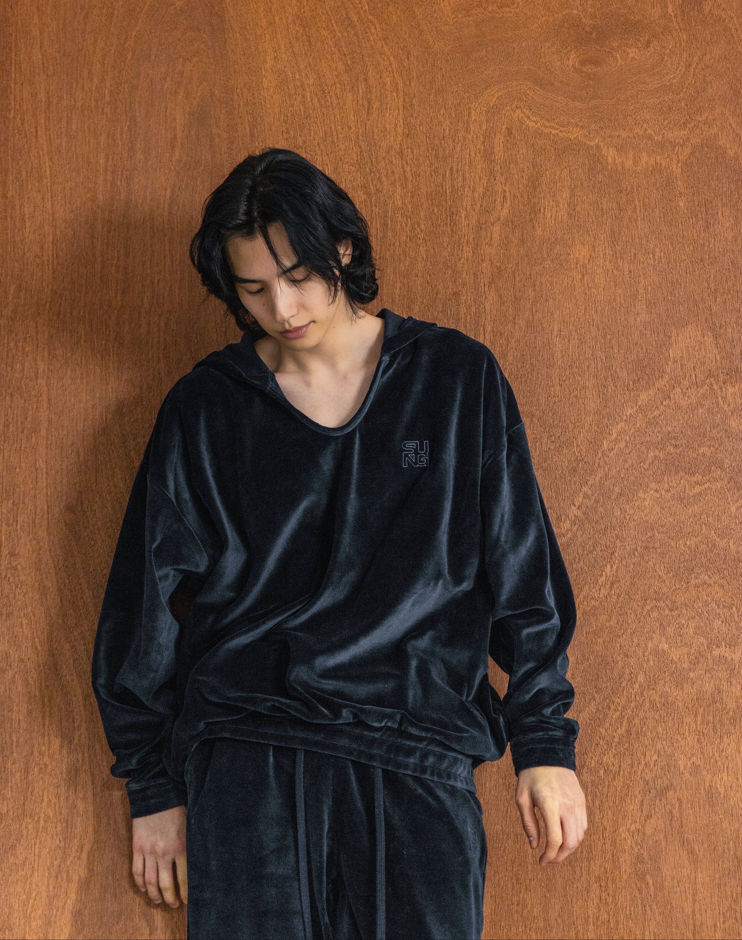 TERRY NOTCHED HOODIE