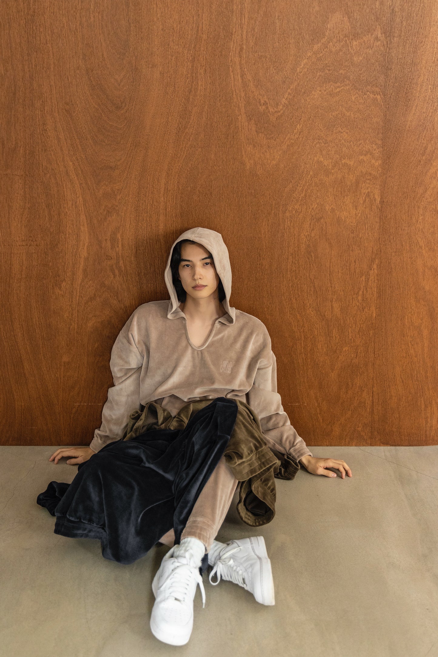 TERRY NOTCHED HOODIE