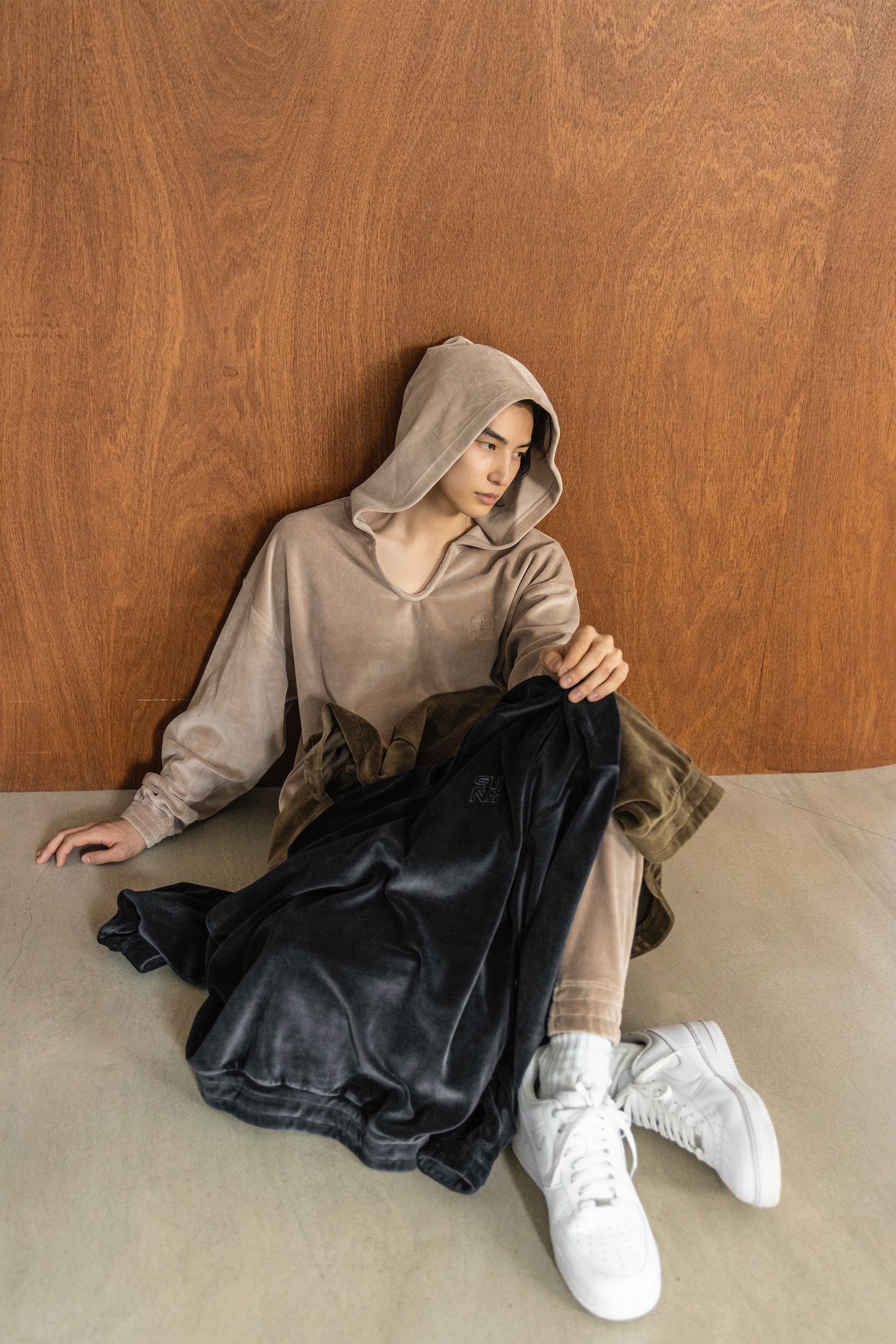 TERRY NOTCHED HOODIE