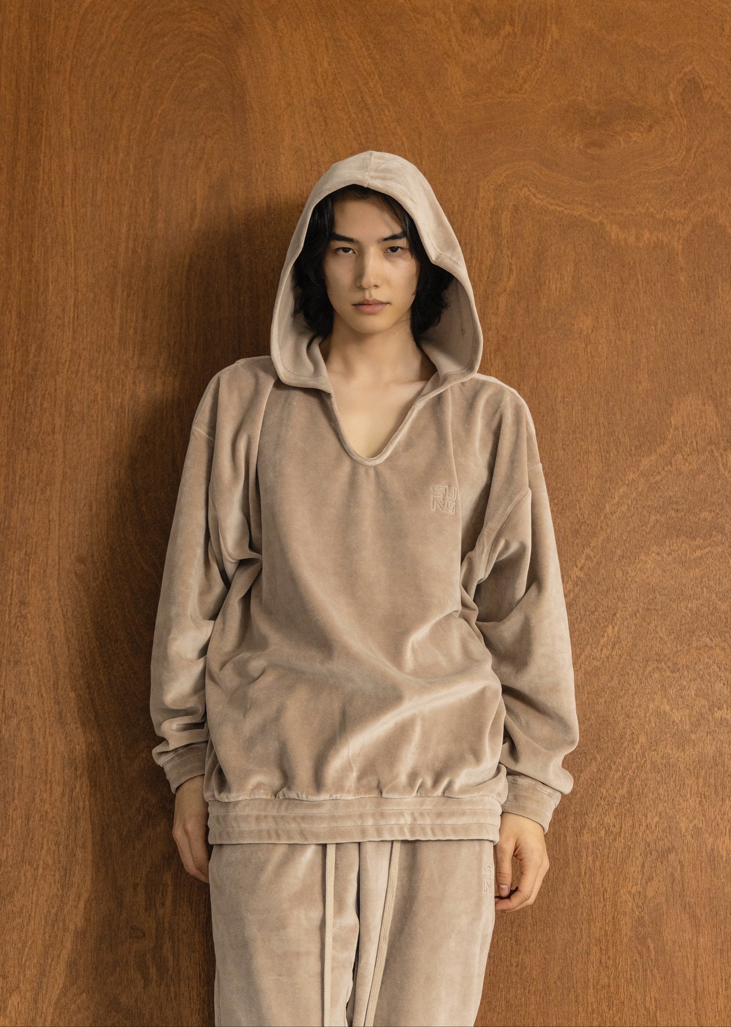 TERRY NOTCHED HOODIE