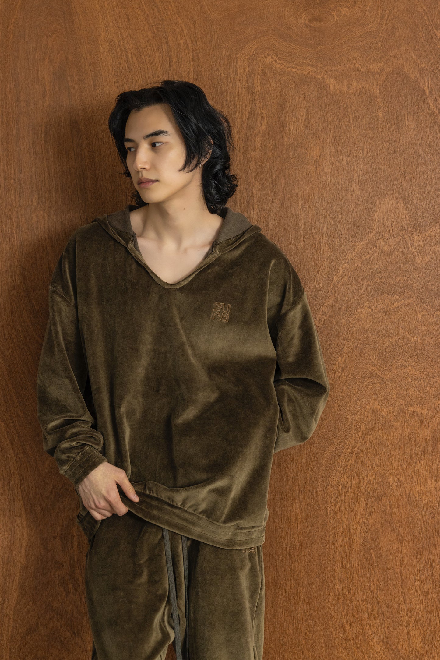 TERRY NOTCHED HOODIE