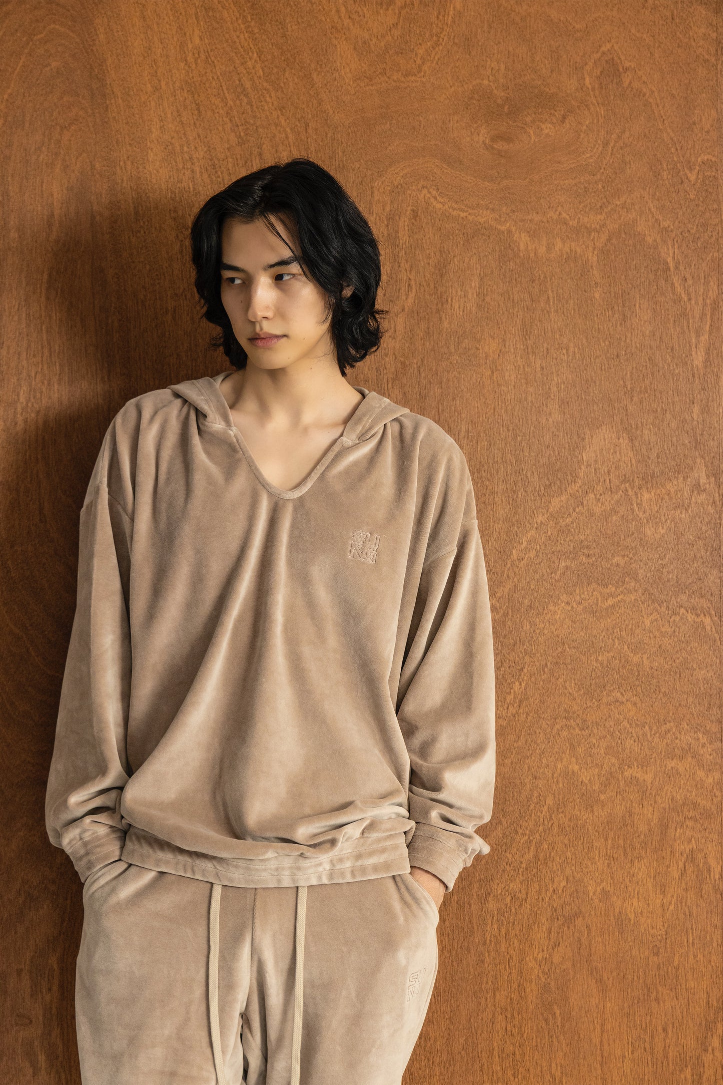 TERRY NOTCHED HOODIE