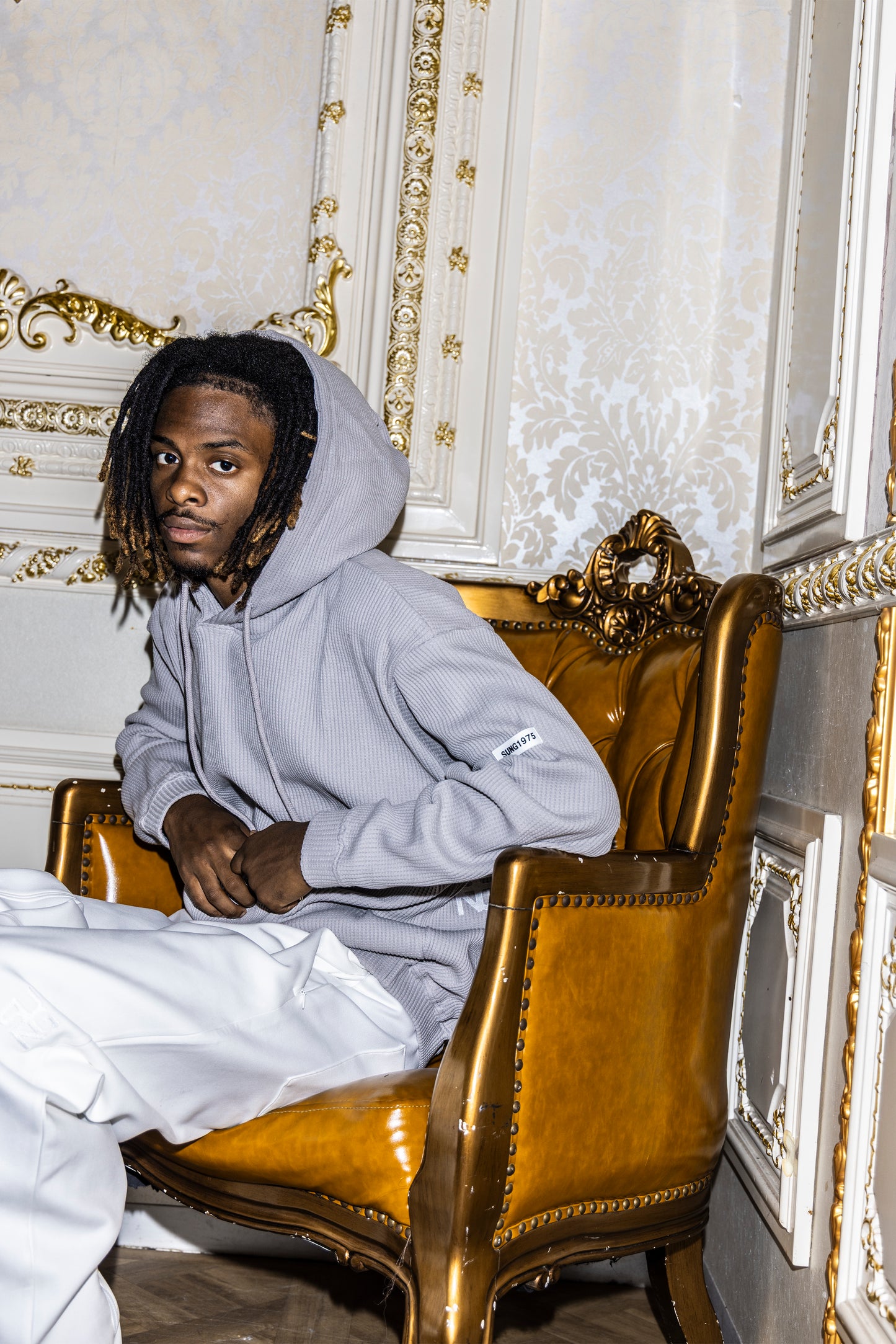 WAFFLE SIDE LOGO HOODIE