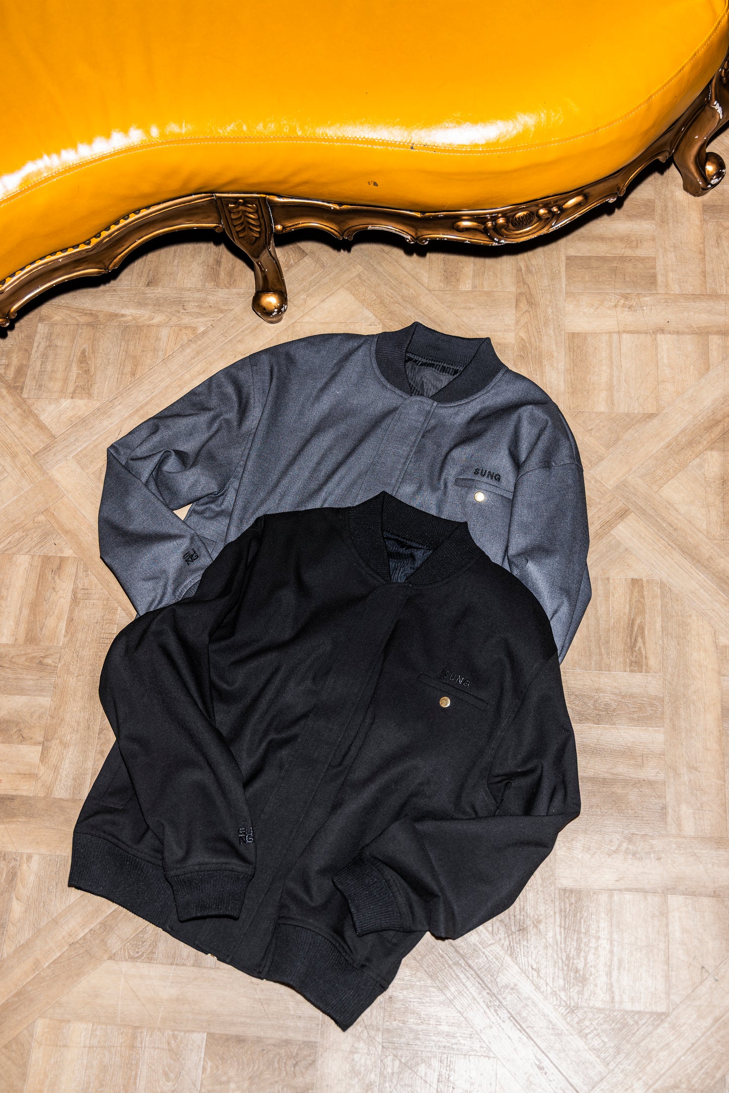 SUIT LIKE FABRIC FLIGHT JACKET