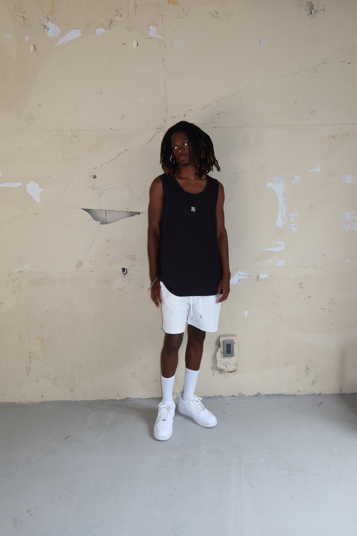 SHINE LOGO TANK