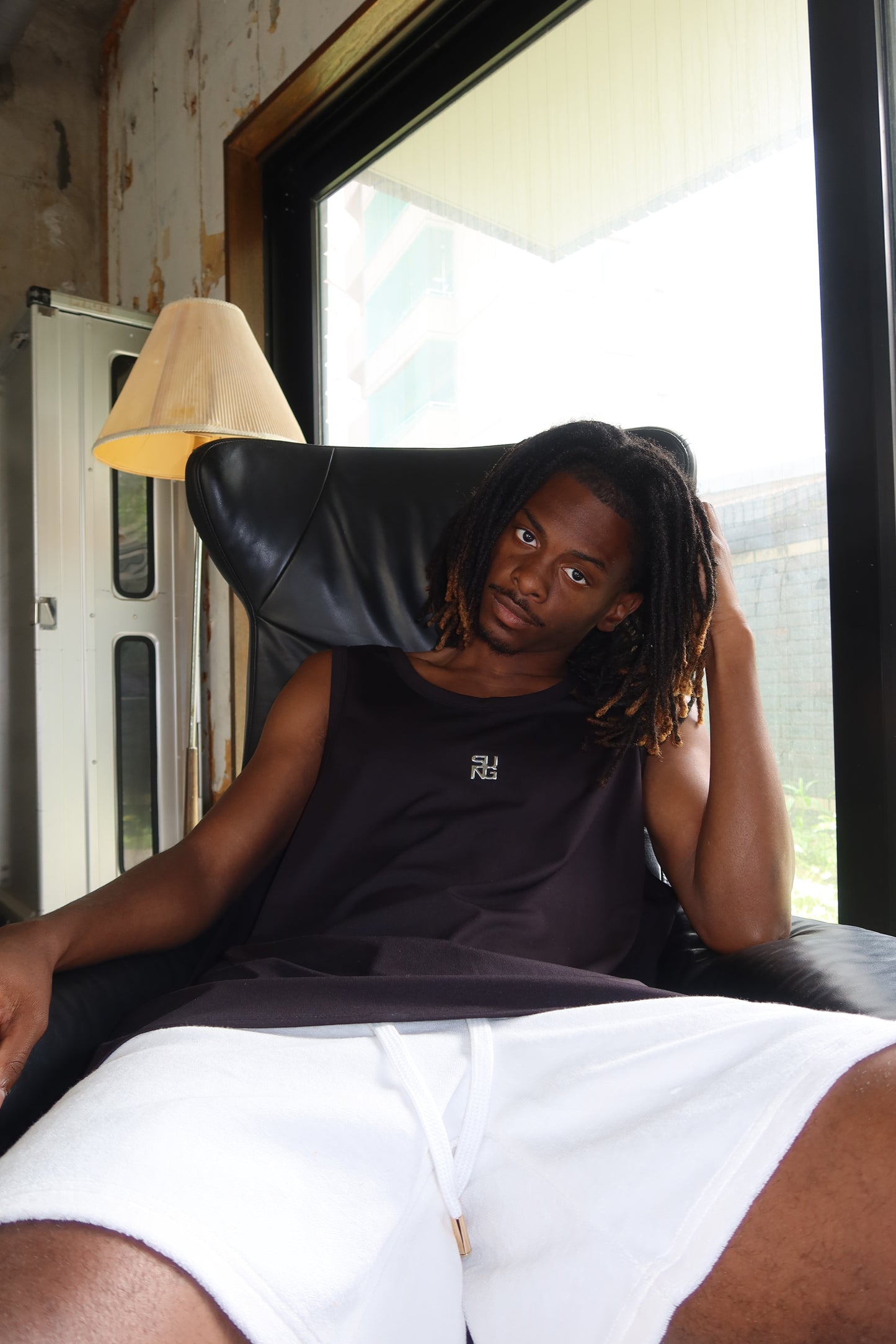 SHINE LOGO TANK