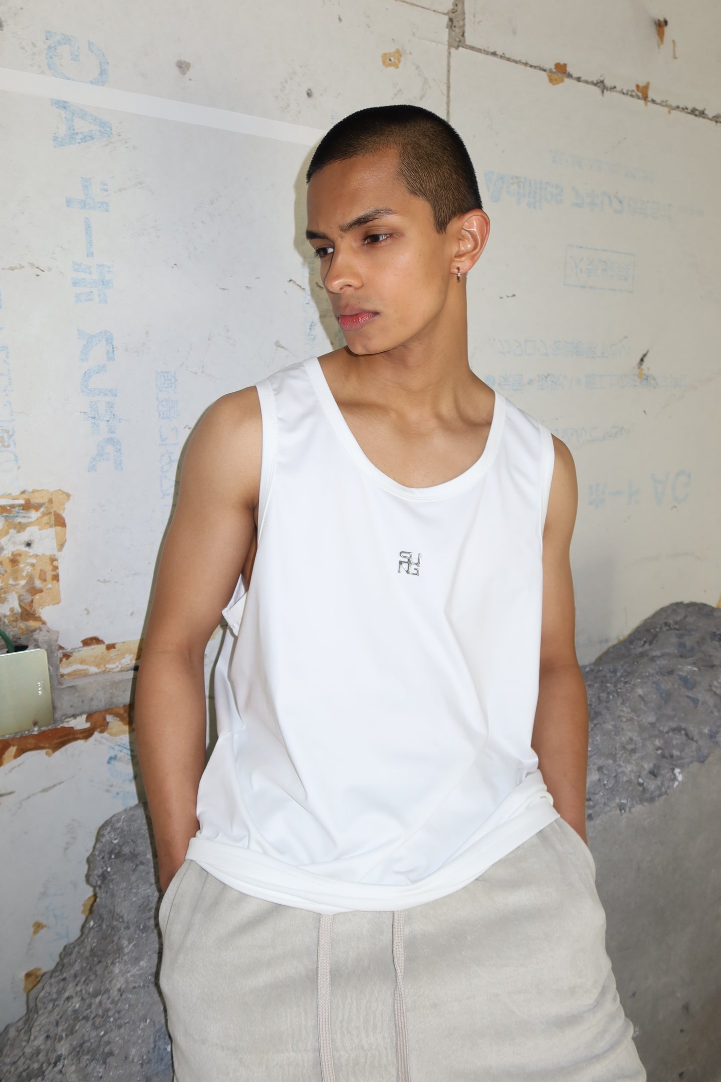 SHINE LOGO TANK