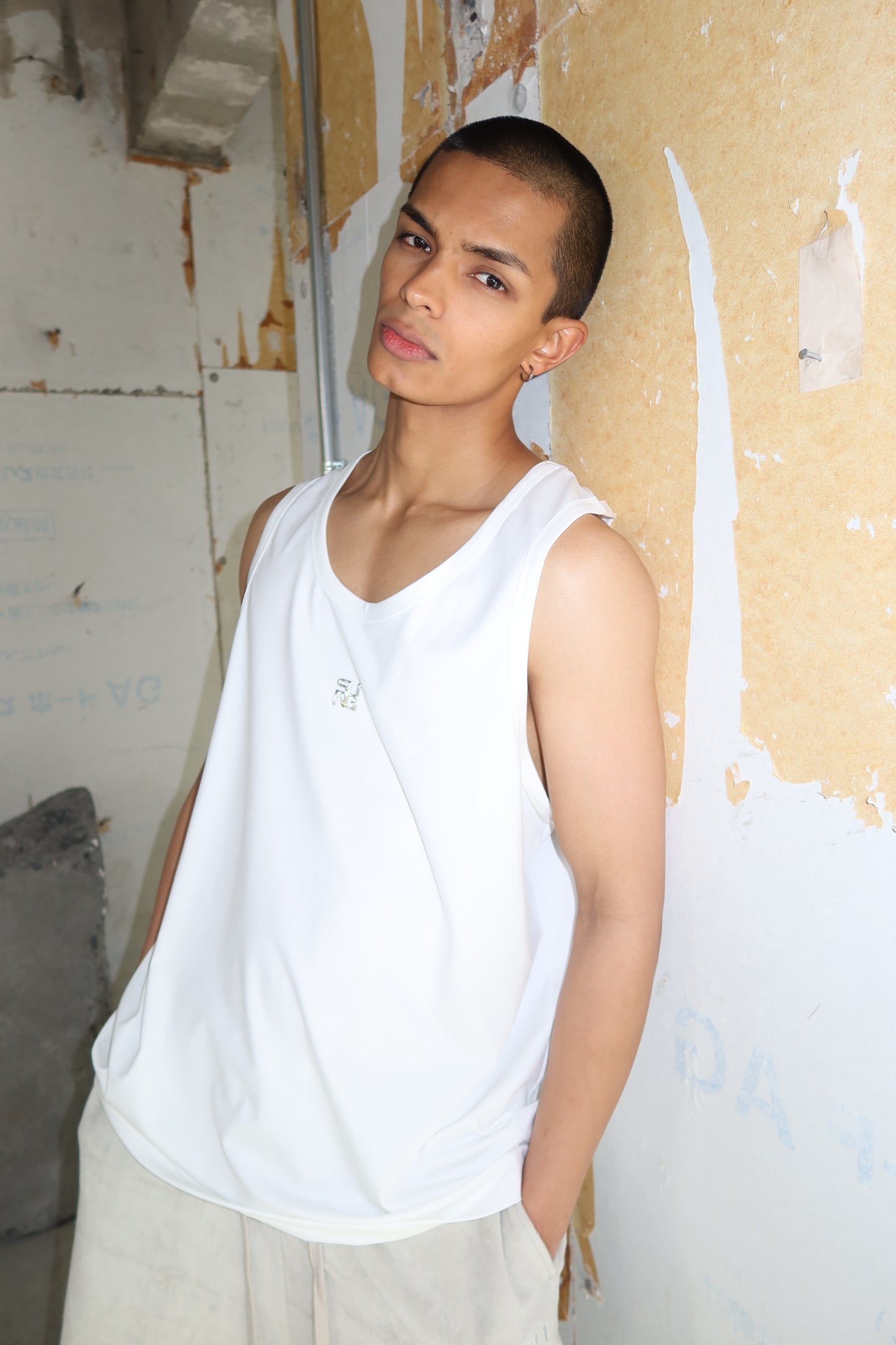 SHINE LOGO TANK