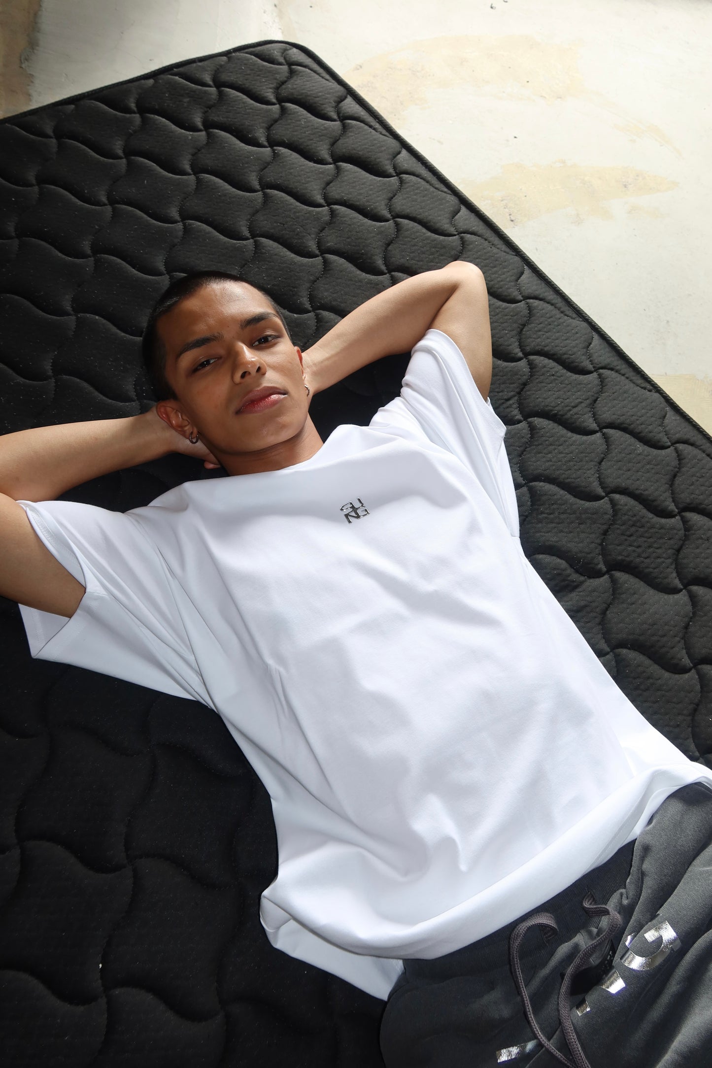 SHINE LOGO T SHIRTS