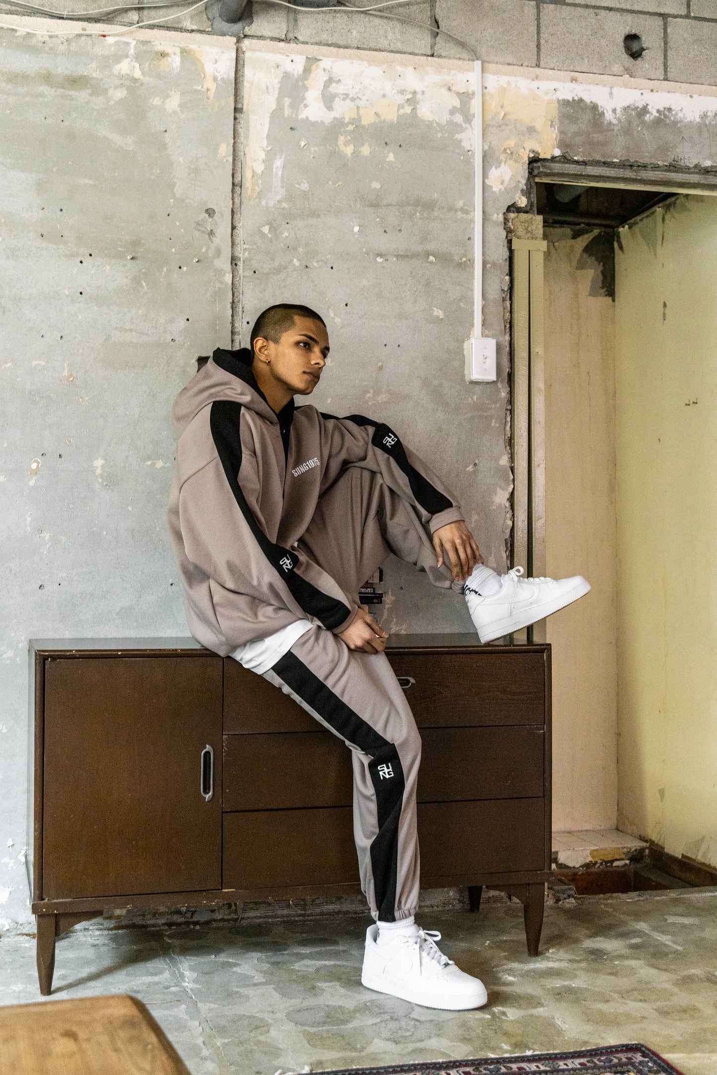 BONDED SIDE LINE HOODIE