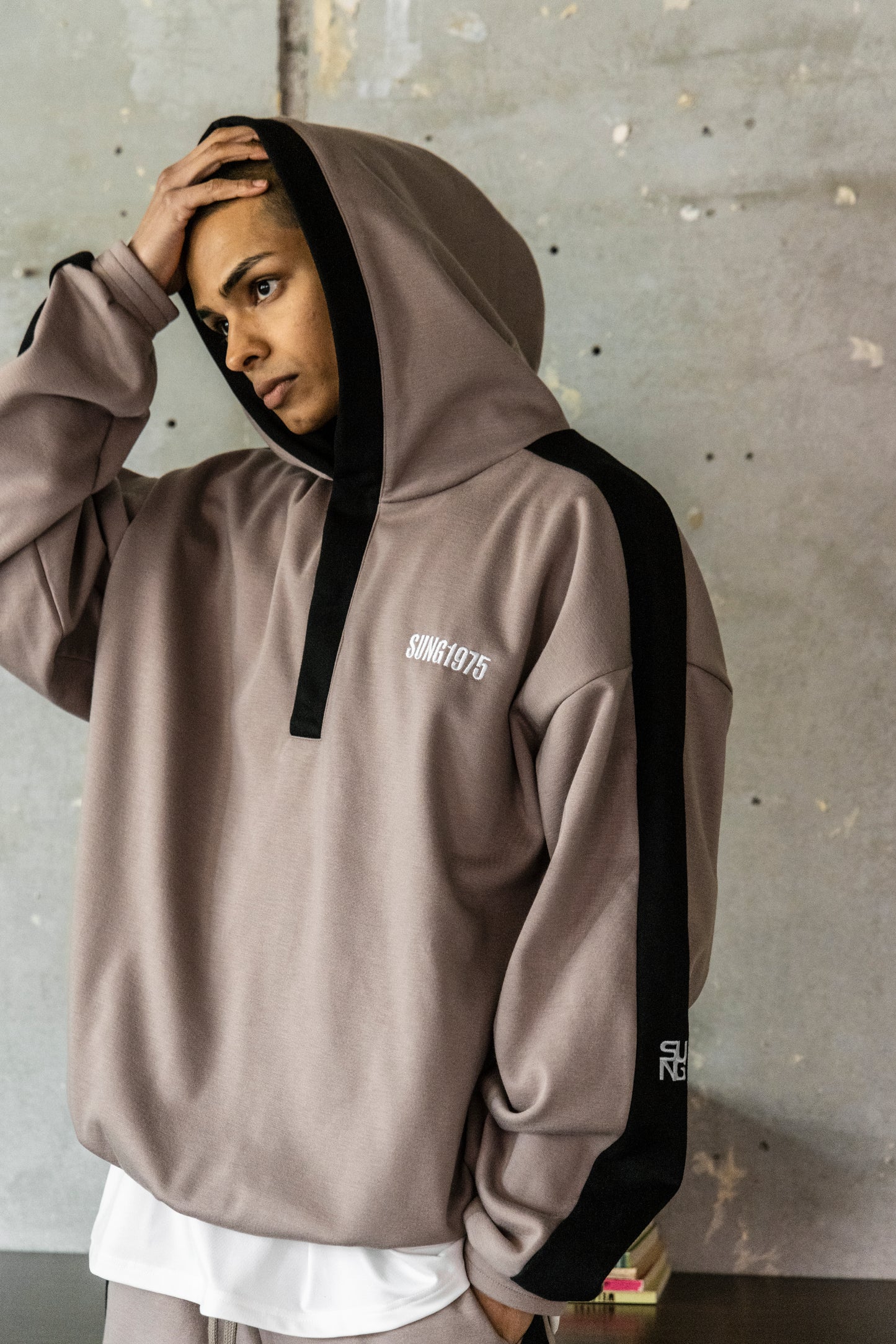 BONDED SIDE LINE HOODIE