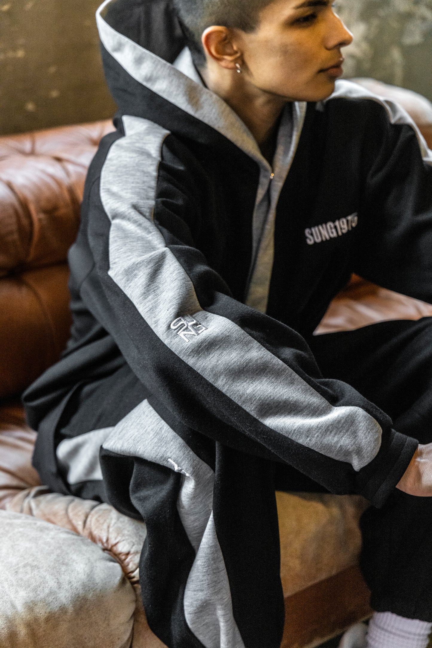 BONDED SIDE LINE HOODIE