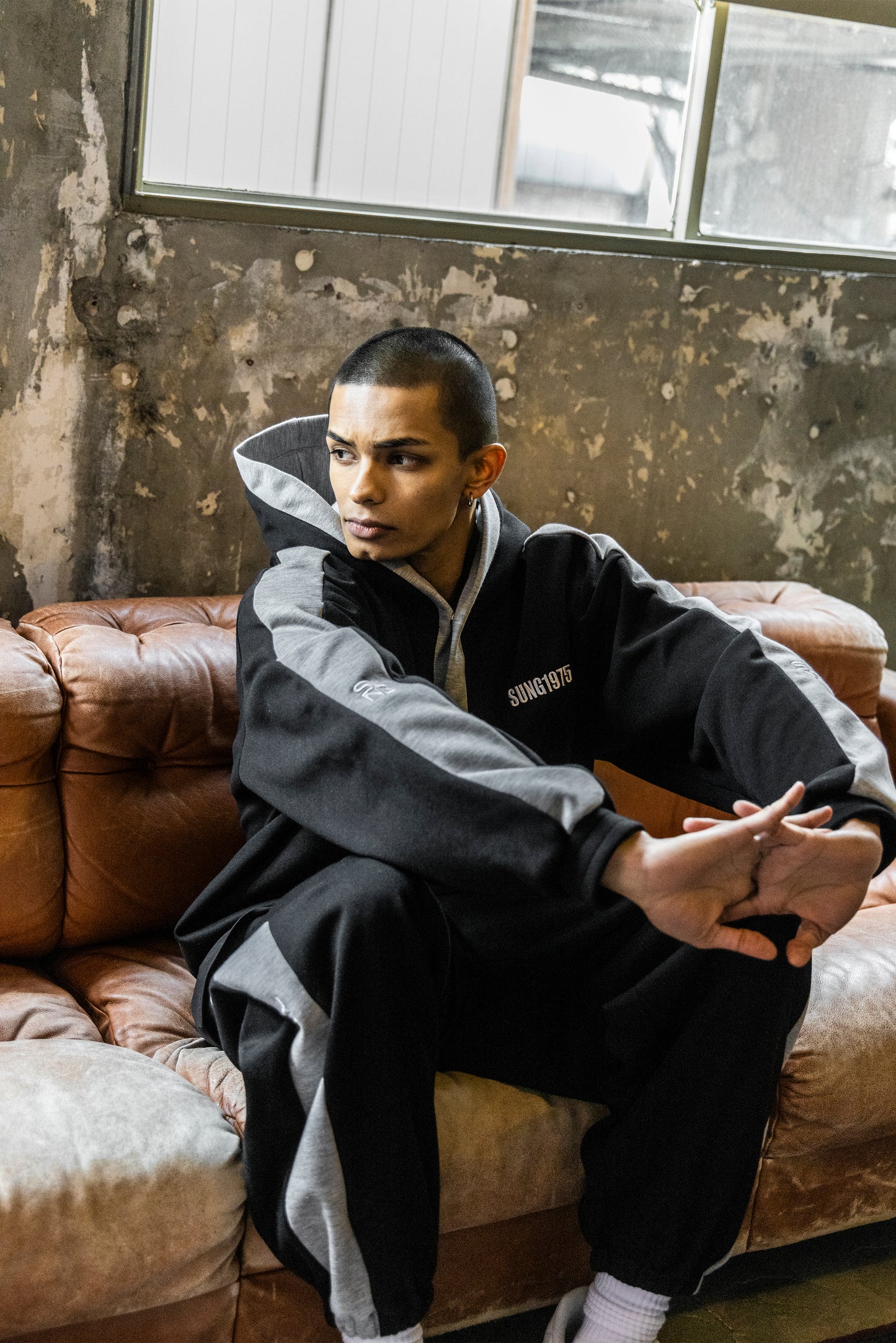 BONDED SIDE LINE HOODIE