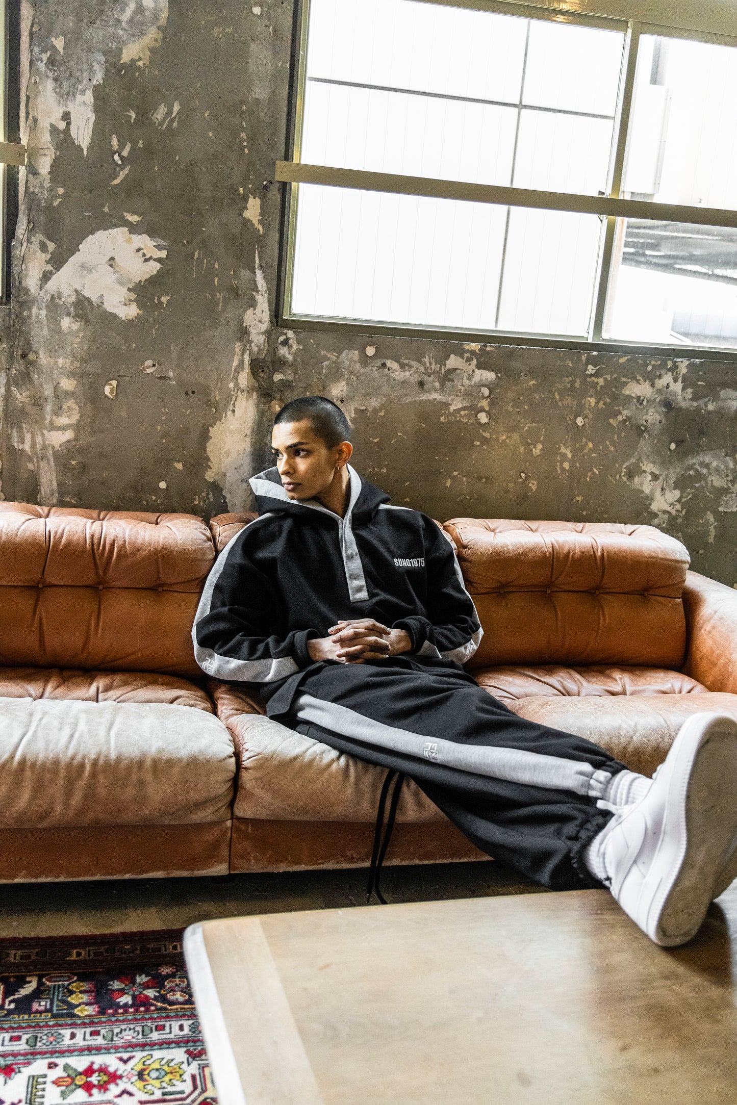 【4/1発送】BONDED SIDE LINE PANTS