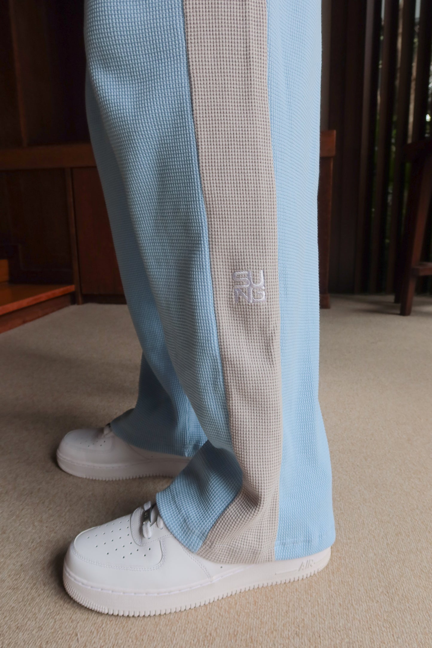 PANEL SIDE LINE WAFFLE PANTS