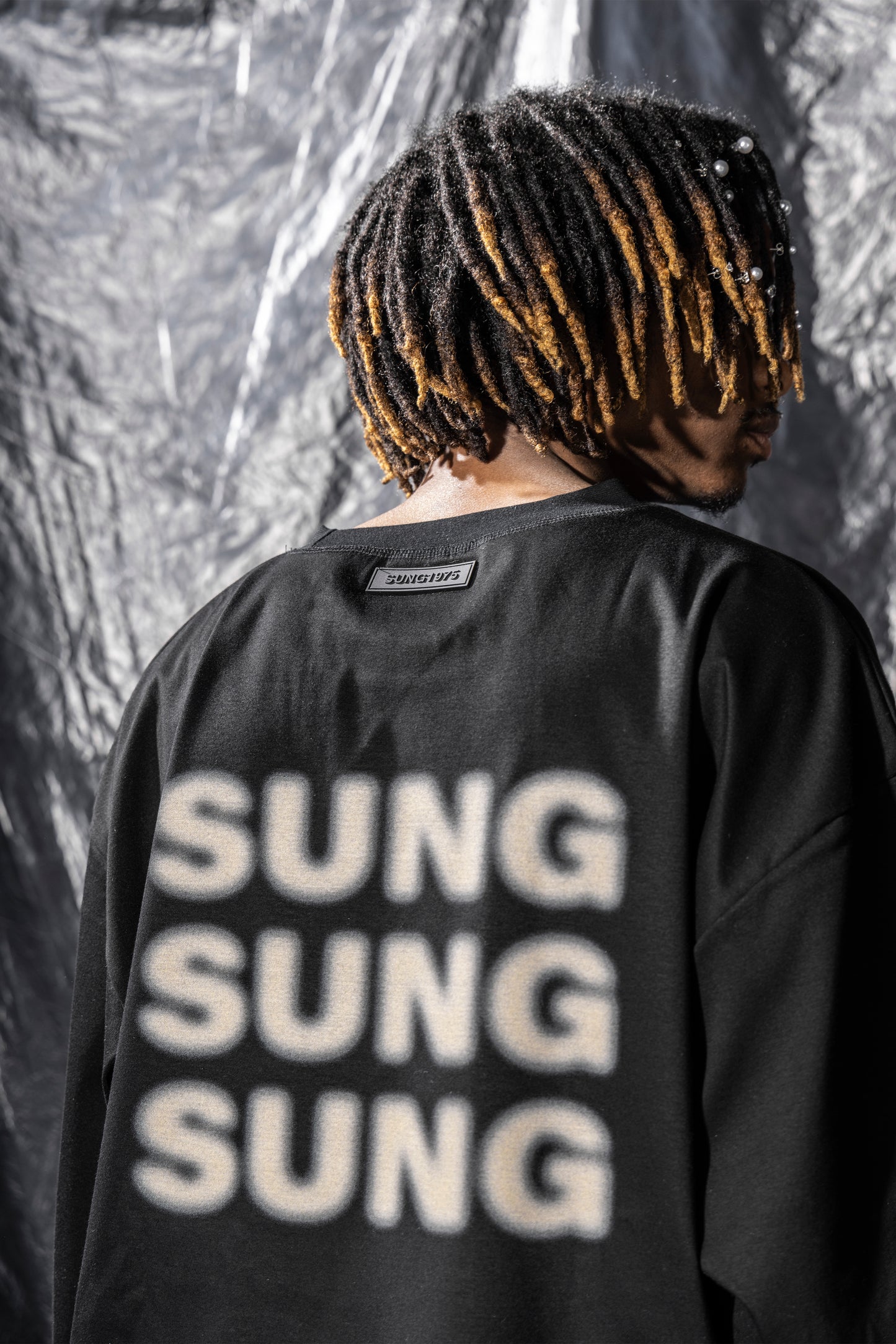 SPRAY LIKE LOGO LONG T SHIRT
