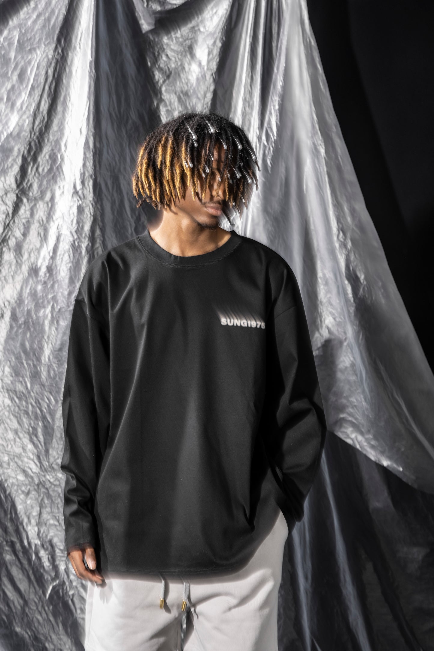 SPRAY LIKE LOGO LONG T SHIRT