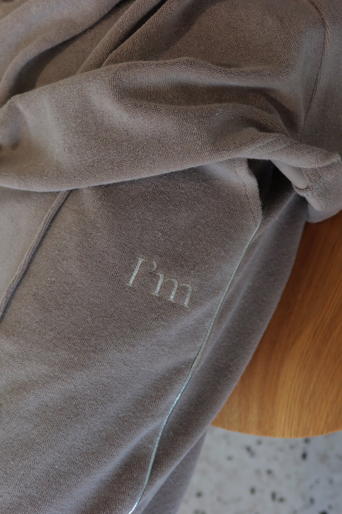 I'M LOGO PILE SIDE LINE PANTS