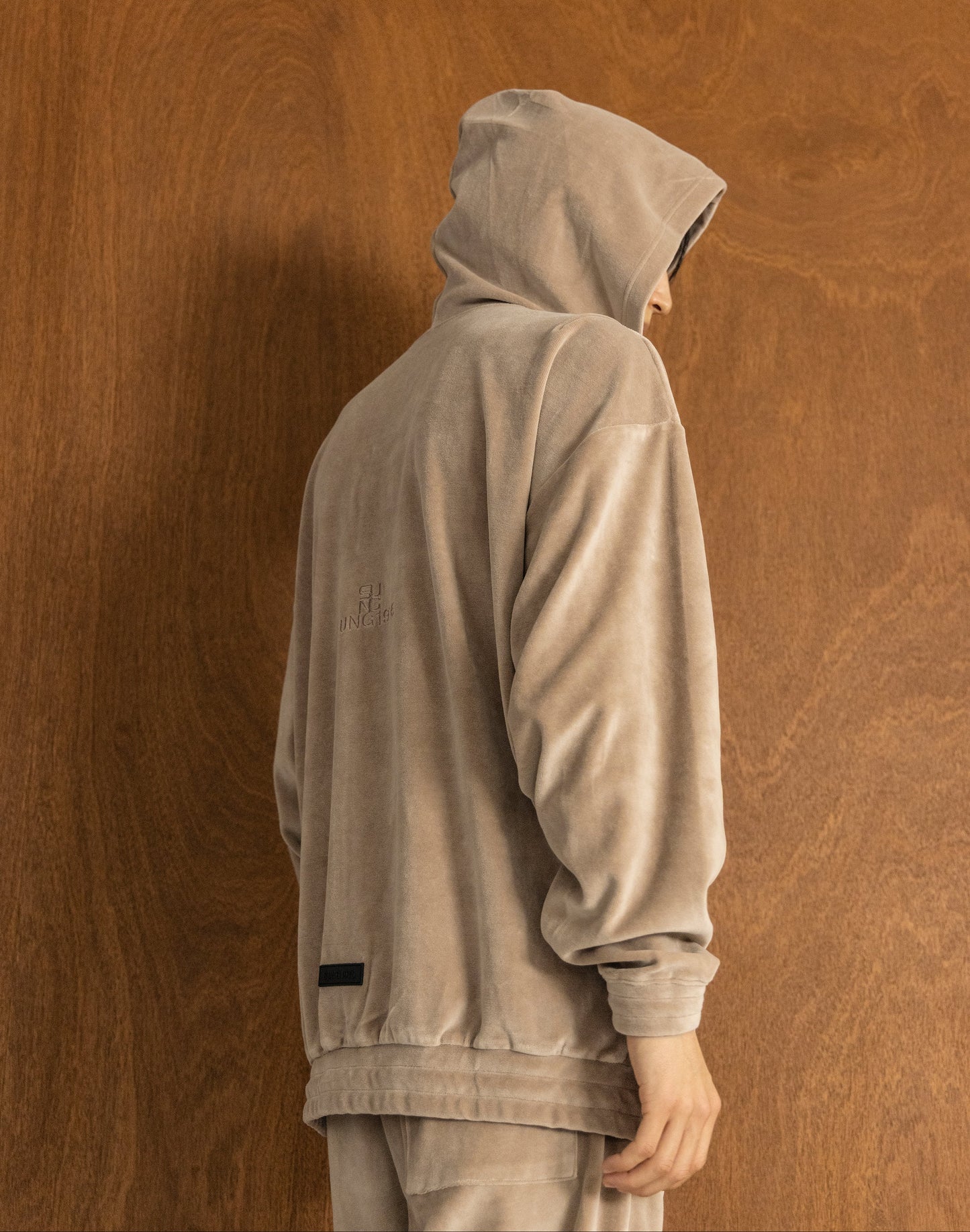 TERRY NOTCHED HOODIE