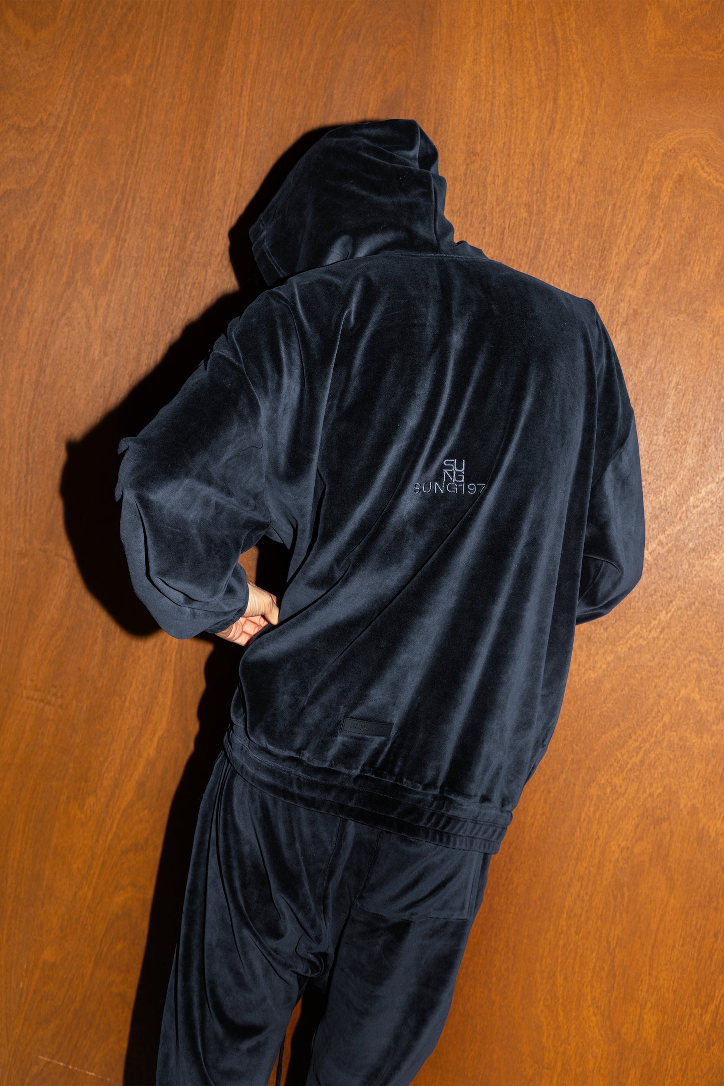TERRY NOTCHED HOODIE