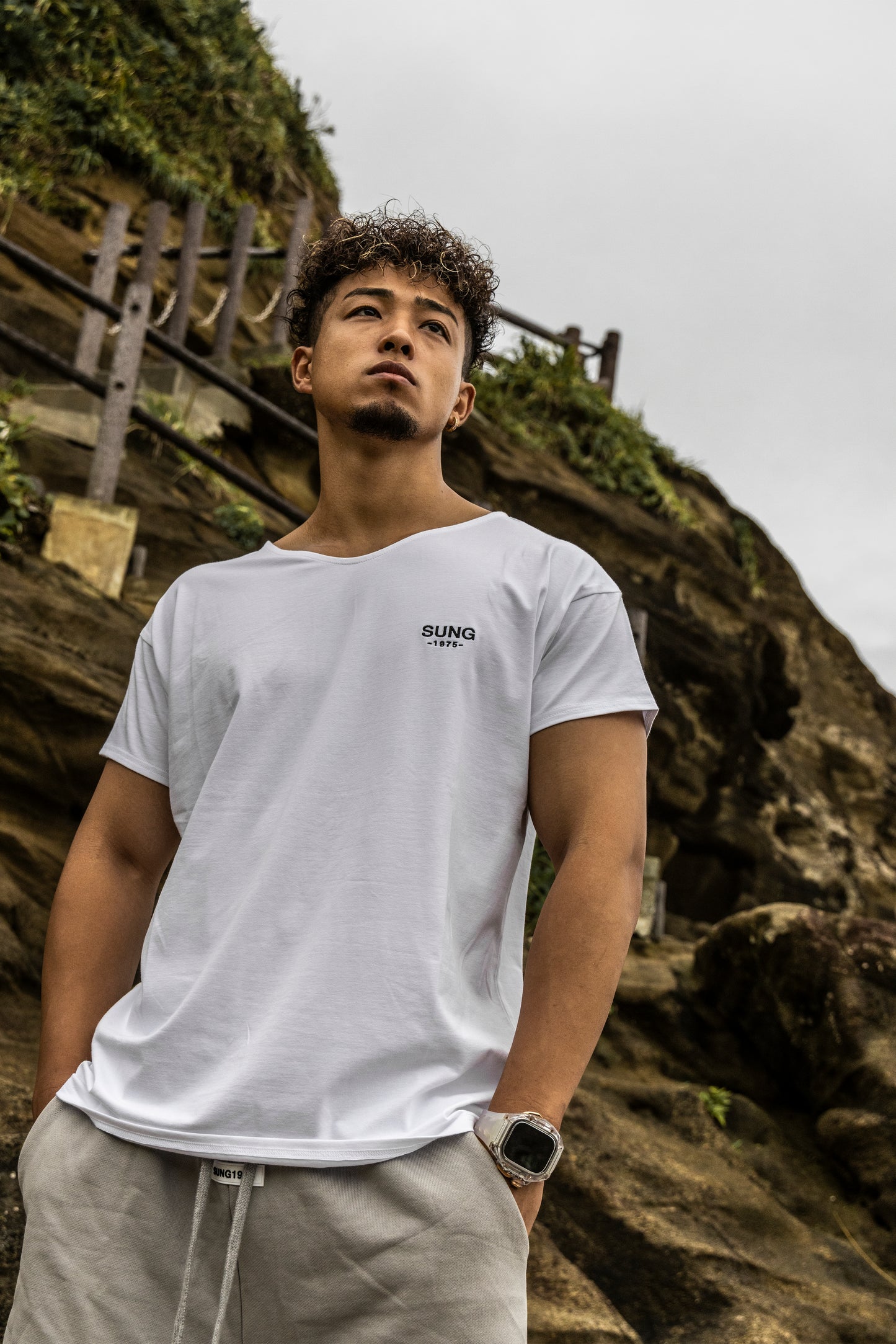 SIGNATURE LOGO OVER SIZE TSHIRT